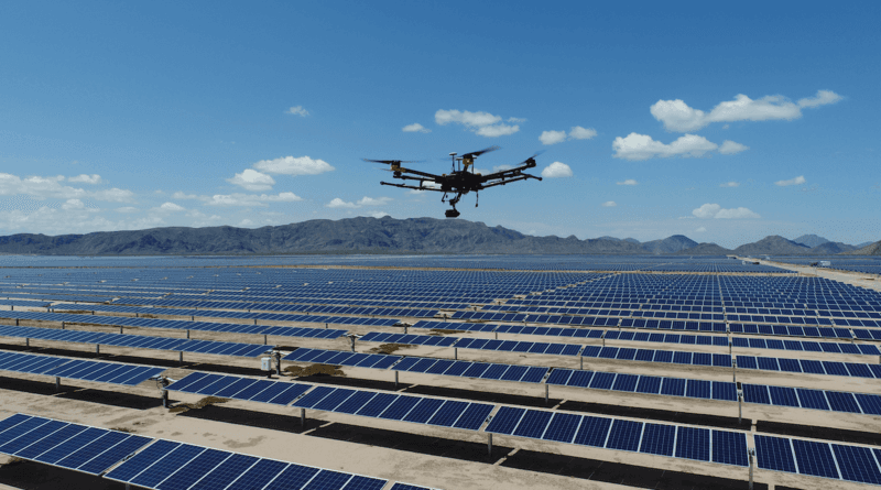 Checklist técnico para contratar um serviço de inspeção com drone em usinas fotovoltaicas